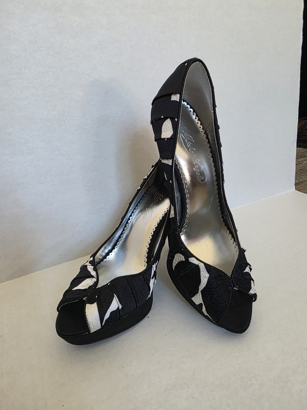 Michelango's Women’s Black and White Peep-Toe Heels